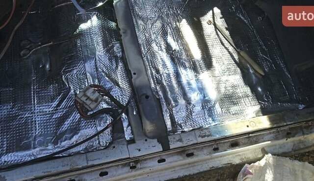 Черный Тойота 4Раннер, объемом двигателя 3 л и пробегом 350 тыс. км за 4800 $, фото 5 на Automoto.ua