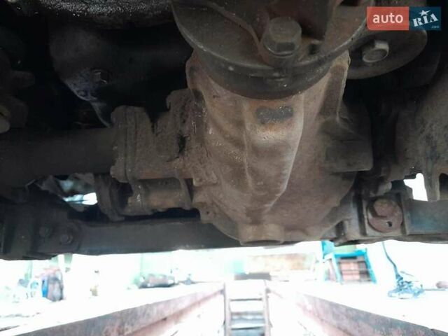 Черный Тойота 4Раннер, объемом двигателя 3 л и пробегом 350 тыс. км за 4800 $, фото 7 на Automoto.ua