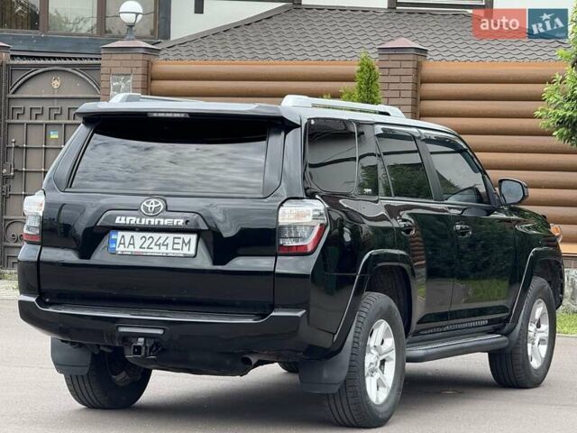 Чорний Тойота 4Раннер, об'ємом двигуна 3.96 л та пробігом 134 тис. км за 23500 $, фото 28 на Automoto.ua