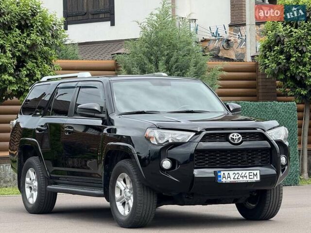 Чорний Тойота 4Раннер, об'ємом двигуна 3.96 л та пробігом 134 тис. км за 23500 $, фото 12 на Automoto.ua