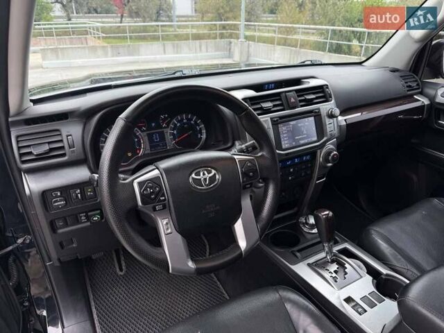 Черный Тойота 4Раннер, объемом двигателя 3.96 л и пробегом 195 тыс. км за 25950 $, фото 29 на Automoto.ua