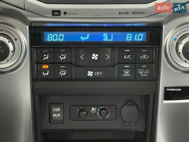 Черный Тойота 4Раннер, объемом двигателя 3.96 л и пробегом 195 тыс. км за 25950 $, фото 25 на Automoto.ua