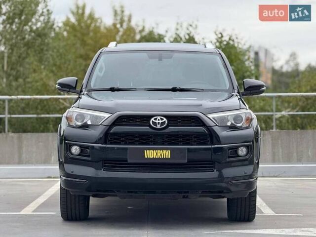 Черный Тойота 4Раннер, объемом двигателя 3.96 л и пробегом 195 тыс. км за 25950 $, фото 6 на Automoto.ua