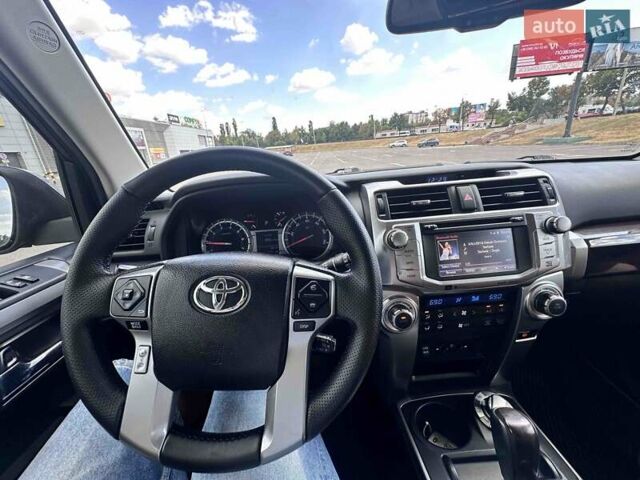 Черный Тойота 4Раннер, объемом двигателя 3.96 л и пробегом 193 тыс. км за 25630 $, фото 8 на Automoto.ua