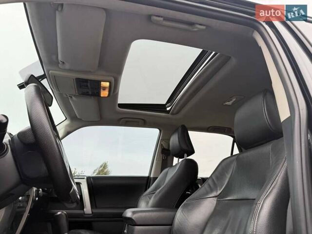 Черный Тойота 4Раннер, объемом двигателя 3.96 л и пробегом 195 тыс. км за 25950 $, фото 22 на Automoto.ua