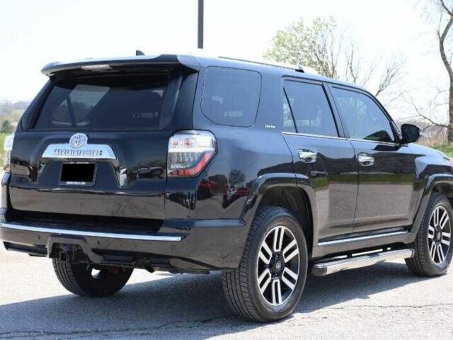 Черный Тойота 4Раннер, объемом двигателя 4 л и пробегом 98 тыс. км за 11700 $, фото 4 на Automoto.ua