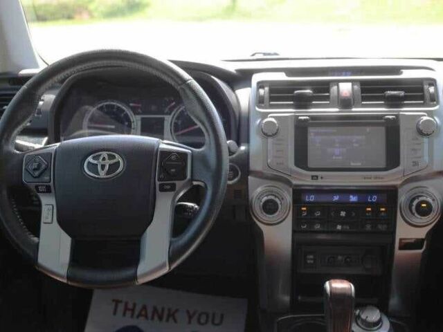 Черный Тойота 4Раннер, объемом двигателя 4 л и пробегом 98 тыс. км за 11700 $, фото 12 на Automoto.ua