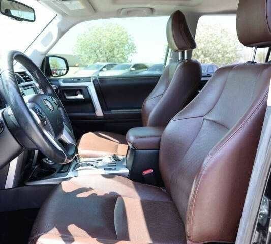 Черный Тойота 4Раннер, объемом двигателя 4 л и пробегом 98 тыс. км за 11700 $, фото 10 на Automoto.ua