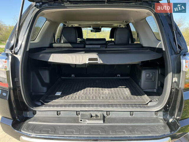 Черный Тойота 4Раннер, объемом двигателя 3.96 л и пробегом 14 тыс. км за 39000 $, фото 16 на Automoto.ua