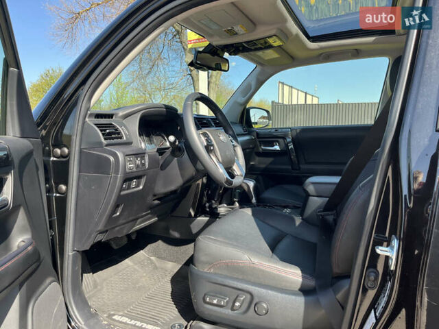 Черный Тойота 4Раннер, объемом двигателя 3.96 л и пробегом 14 тыс. км за 39000 $, фото 14 на Automoto.ua