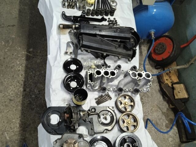 Красный Тойота 4Раннер, объемом двигателя 3 л и пробегом 267 тыс. км за 5990 $, фото 8 на Automoto.ua