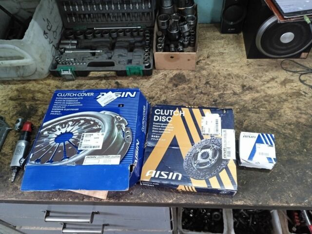 Красный Тойота 4Раннер, объемом двигателя 3 л и пробегом 267 тыс. км за 5990 $, фото 16 на Automoto.ua