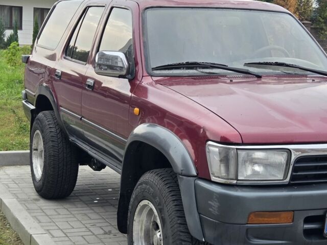 Красный Тойота 4Раннер, объемом двигателя 3 л и пробегом 267 тыс. км за 5990 $, фото 2 на Automoto.ua