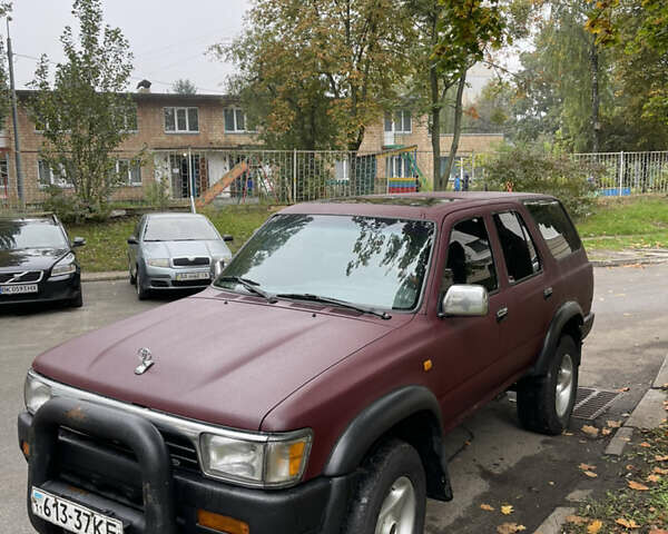 Красный Тойота 4Раннер, объемом двигателя 3 л и пробегом 450 тыс. км за 5500 $, фото 3 на Automoto.ua