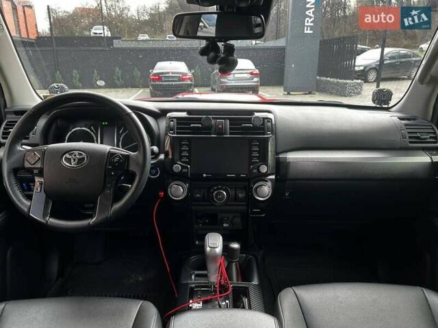 Красный Тойота 4Раннер, объемом двигателя 3.96 л и пробегом 41 тыс. км за 51800 $, фото 9 на Automoto.ua