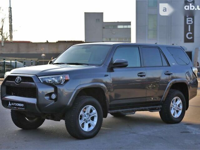 Тойота 4Раннер, объемом двигателя 0 л и пробегом 216 тыс. км за 25500 $, фото 2 на Automoto.ua
