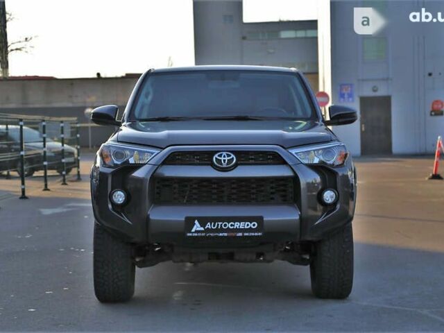 Тойота 4Раннер, объемом двигателя 0 л и пробегом 216 тыс. км за 25500 $, фото 1 на Automoto.ua