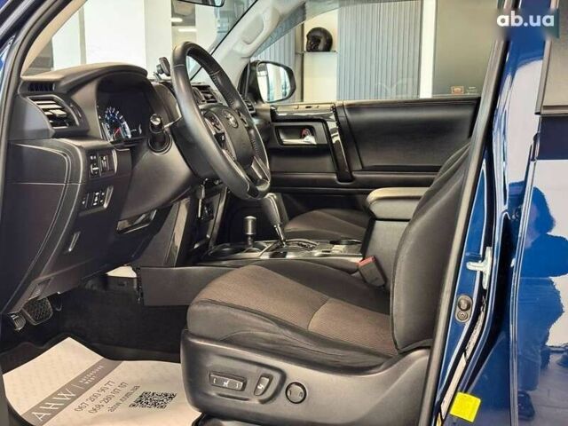 Тойота 4Раннер, об'ємом двигуна 4 л та пробігом 141 тис. км за 36900 $, фото 21 на Automoto.ua