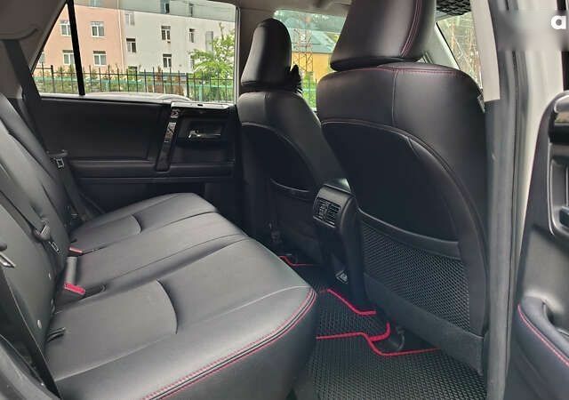 Тойота 4Раннер, об'ємом двигуна 0 л та пробігом 110 тис. км за 41200 $, фото 14 на Automoto.ua