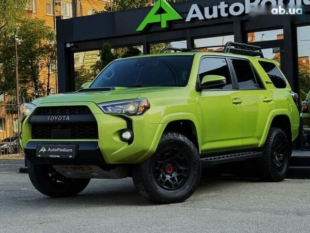 Тойота 4Раннер, объемом двигателя 4 л и пробегом 30 тыс. км за 52999 $, фото 4 на Automoto.ua