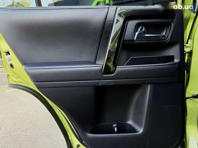 Тойота 4Раннер, объемом двигателя 4 л и пробегом 30 тыс. км за 52999 $, фото 24 на Automoto.ua