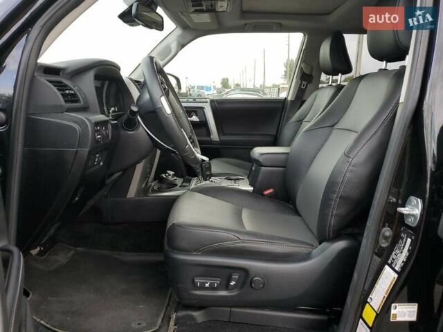 Тойота 4Раннер, объемом двигателя 3.96 л и пробегом 75 тыс. км за 15000 $, фото 6 на Automoto.ua