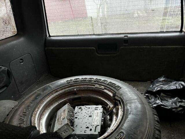 Сірий Тойота 4Раннер, об'ємом двигуна 3 л та пробігом 350 тис. км за 3905 $, фото 5 на Automoto.ua