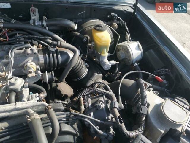 Серый Тойота 4Раннер, объемом двигателя 3 л и пробегом 285 тыс. км за 7700 $, фото 3 на Automoto.ua