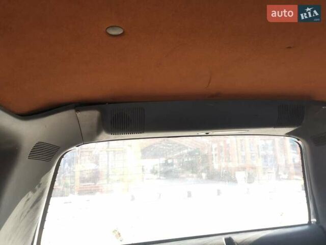 Серый Тойота 4Раннер, объемом двигателя 3 л и пробегом 285 тыс. км за 7700 $, фото 20 на Automoto.ua