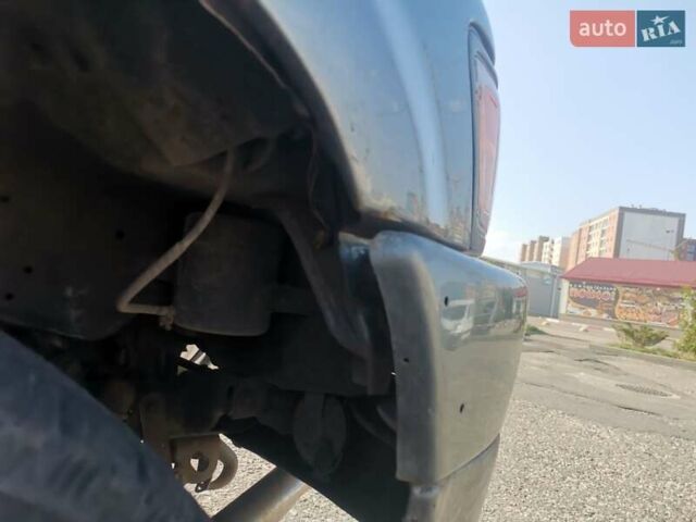 Серый Тойота 4Раннер, объемом двигателя 3 л и пробегом 285 тыс. км за 7700 $, фото 25 на Automoto.ua