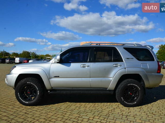 Сірий Тойота 4Раннер, об'ємом двигуна 4.7 л та пробігом 394 тис. км за 12500 $, фото 3 на Automoto.ua