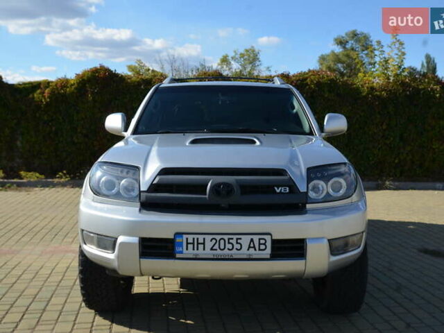 Сірий Тойота 4Раннер, об'ємом двигуна 4.7 л та пробігом 394 тис. км за 12500 $, фото 5 на Automoto.ua