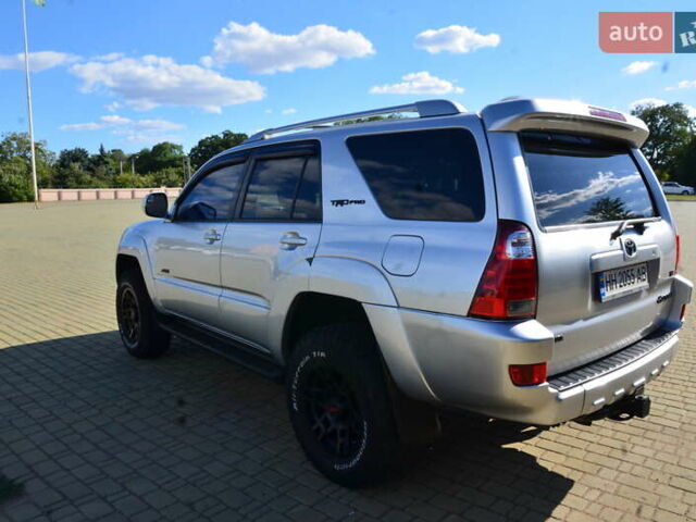 Сірий Тойота 4Раннер, об'ємом двигуна 4.7 л та пробігом 394 тис. км за 12500 $, фото 11 на Automoto.ua