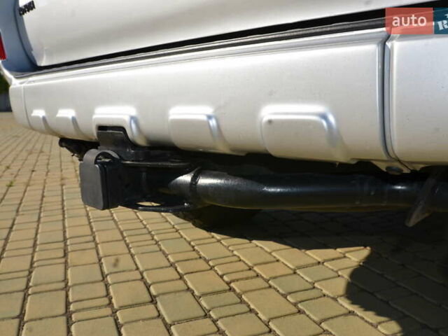 Сірий Тойота 4Раннер, об'ємом двигуна 4.7 л та пробігом 394 тис. км за 12500 $, фото 27 на Automoto.ua