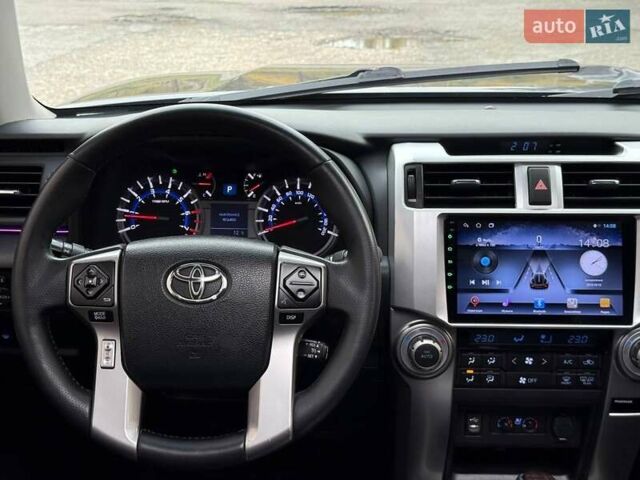 Серый Тойота 4Раннер, объемом двигателя 3.96 л и пробегом 250 тыс. км за 31500 $, фото 57 на Automoto.ua