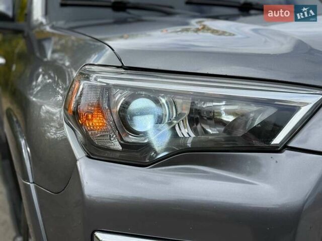 Серый Тойота 4Раннер, объемом двигателя 3.96 л и пробегом 250 тыс. км за 31500 $, фото 14 на Automoto.ua