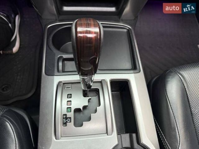 Серый Тойота 4Раннер, объемом двигателя 3.96 л и пробегом 250 тыс. км за 31500 $, фото 68 на Automoto.ua