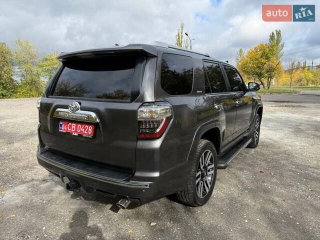 Серый Тойота 4Раннер, объемом двигателя 3.96 л и пробегом 250 тыс. км за 31500 $, фото 25 на Automoto.ua