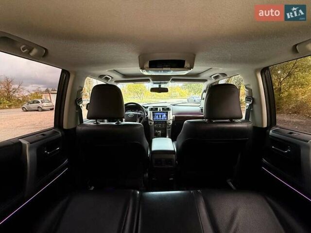 Серый Тойота 4Раннер, объемом двигателя 3.96 л и пробегом 250 тыс. км за 31500 $, фото 34 на Automoto.ua