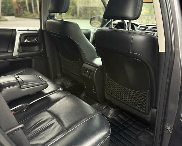 Серый Тойота 4Раннер, объемом двигателя 3.96 л и пробегом 212 тыс. км за 25555 $, фото 25 на Automoto.ua