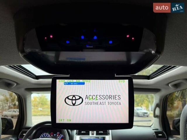 Серый Тойота 4Раннер, объемом двигателя 3.96 л и пробегом 250 тыс. км за 31500 $, фото 60 на Automoto.ua