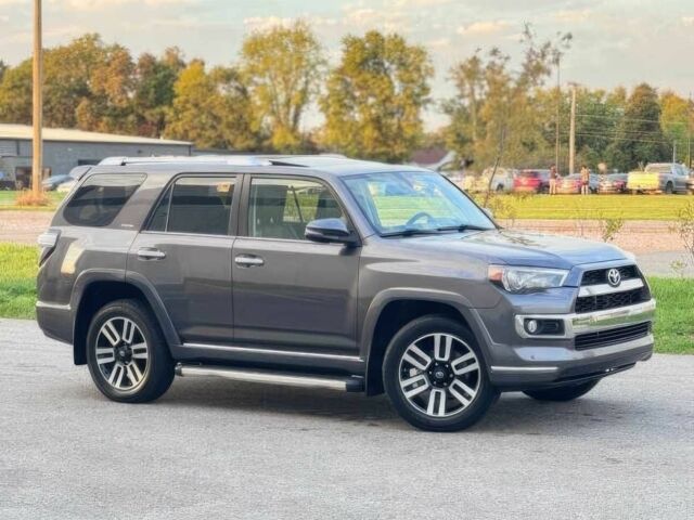 Сірий Тойота 4Раннер, об'ємом двигуна 4 л та пробігом 50 тис. км за 14200 $, фото 2 на Automoto.ua