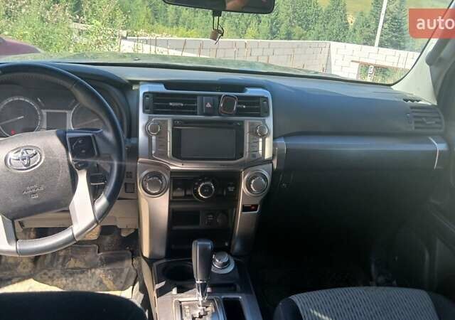 Серый Тойота 4Раннер, объемом двигателя 3.96 л и пробегом 58 тыс. км за 36500 $, фото 3 на Automoto.ua