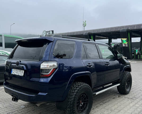 Синий Тойота 4Раннер, объемом двигателя 3.96 л и пробегом 223 тыс. км за 31500 $, фото 1 на Automoto.ua