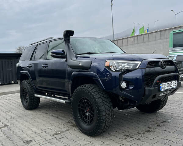 Синий Тойота 4Раннер, объемом двигателя 3.96 л и пробегом 223 тыс. км за 31500 $, фото 3 на Automoto.ua