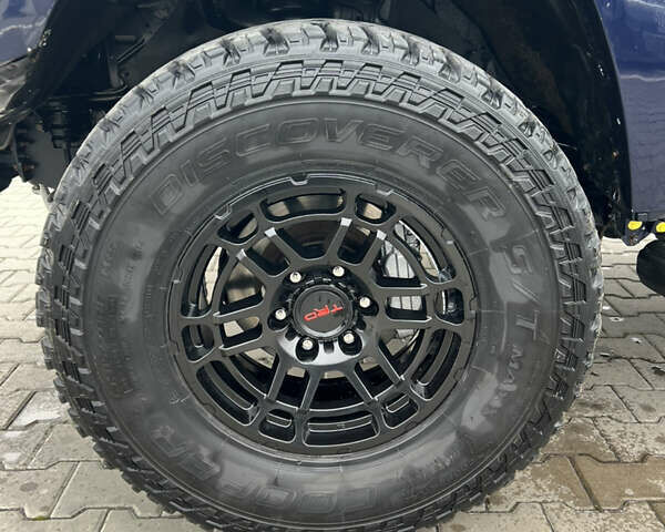 Синий Тойота 4Раннер, объемом двигателя 3.96 л и пробегом 223 тыс. км за 31500 $, фото 7 на Automoto.ua