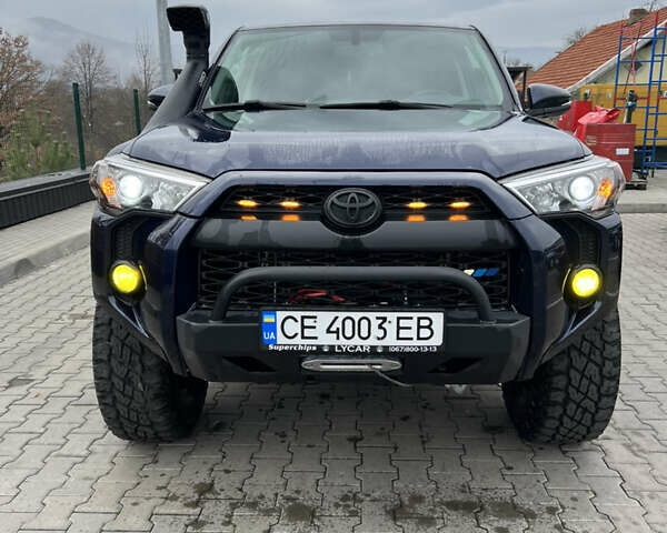 Синий Тойота 4Раннер, объемом двигателя 3.96 л и пробегом 223 тыс. км за 31500 $, фото 4 на Automoto.ua