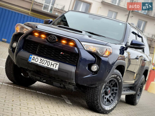 Синий Тойота 4Раннер, объемом двигателя 3.96 л и пробегом 51 тыс. км за 29900 $, фото 4 на Automoto.ua