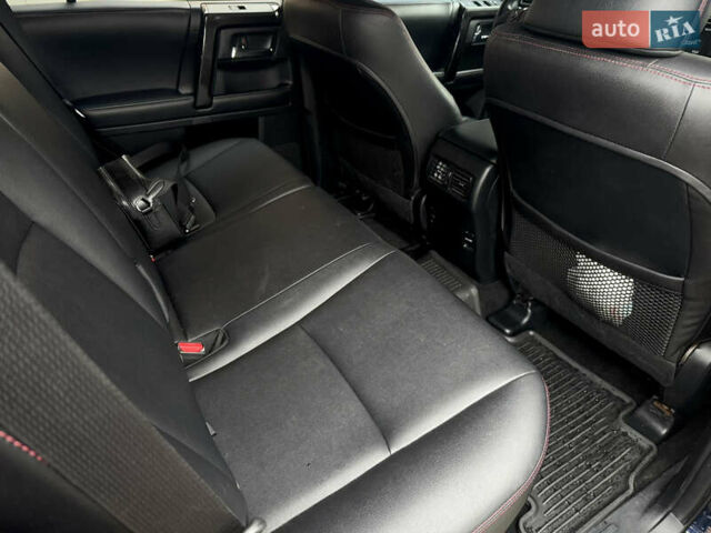 Синий Тойота 4Раннер, объемом двигателя 3.96 л и пробегом 51 тыс. км за 29900 $, фото 17 на Automoto.ua