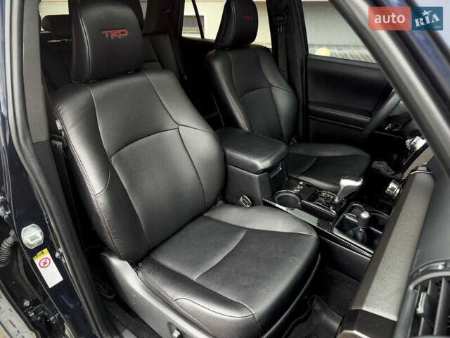Синий Тойота 4Раннер, объемом двигателя 3.96 л и пробегом 51 тыс. км за 29900 $, фото 23 на Automoto.ua